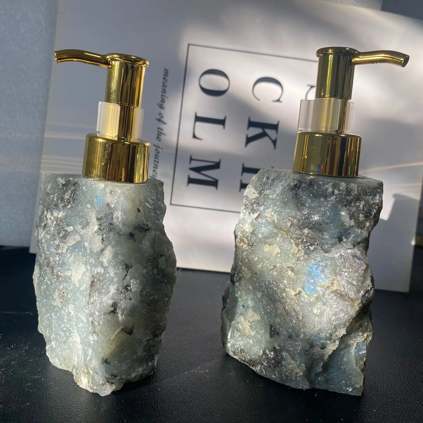 Light Luxury Nordic Pressing Portable Liquid Soap Dispenser