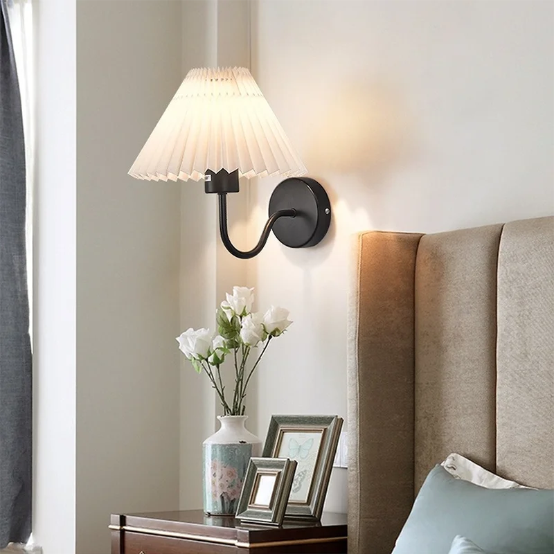 Nordic Retro Fan-Shaped Pleated Creative Wall Lamp